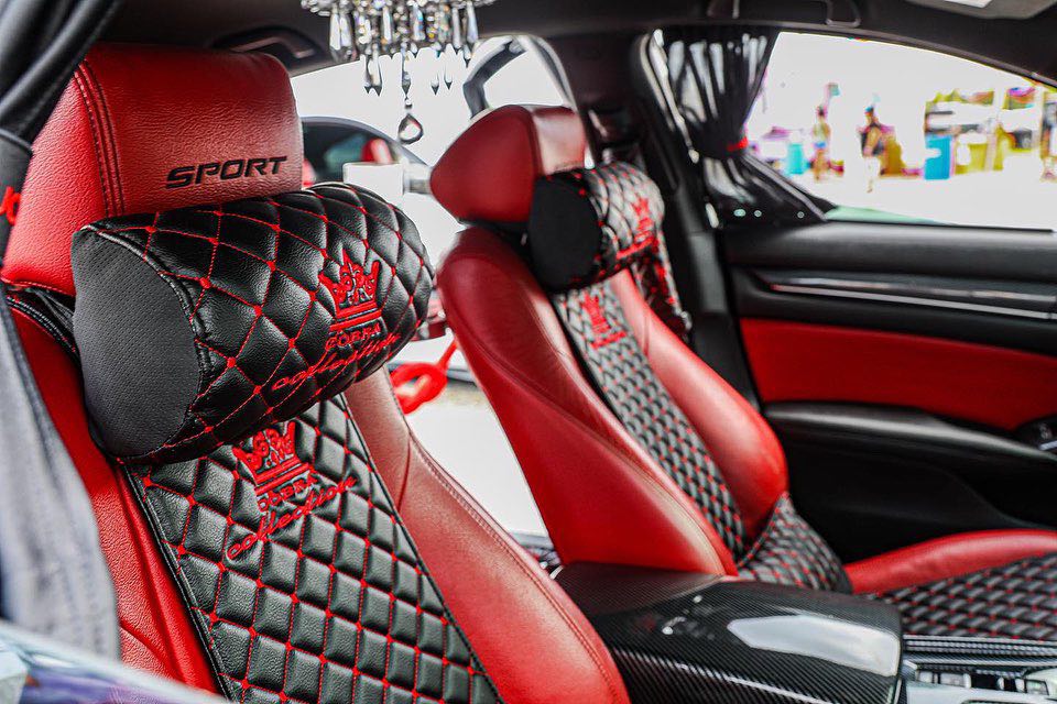 Cobra Auto Accessories VIP Car Interior Set Black with Red Diamond Stitch Pillows Neck Pillows 2 Pieces